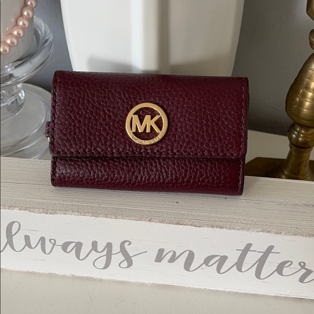 Michael Kors MK 6 Key Case Holder Wallet